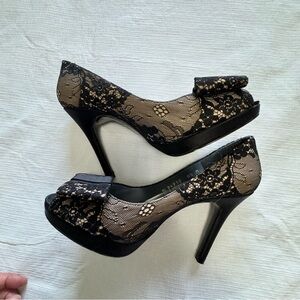 Stuart Weitzman Elegant Black Lace Peep-Toe Heels